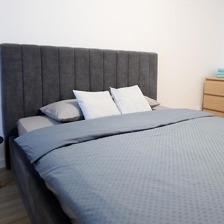 Apartament Dorobanti Lägenhet Bukarest Exteriör bild