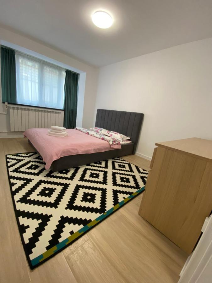 Apartament Dorobanti Lägenhet Bukarest Exteriör bild