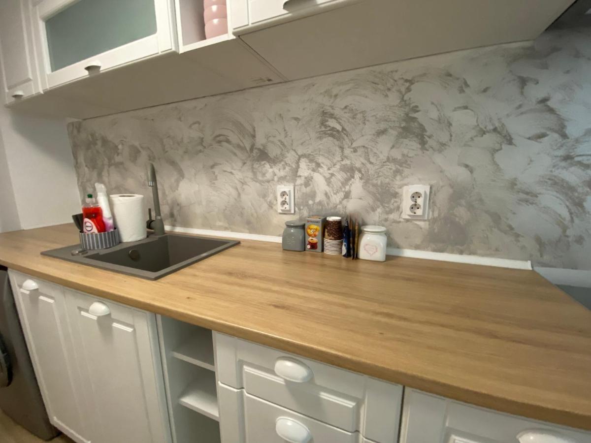 Apartament Dorobanti Lägenhet Bukarest Exteriör bild